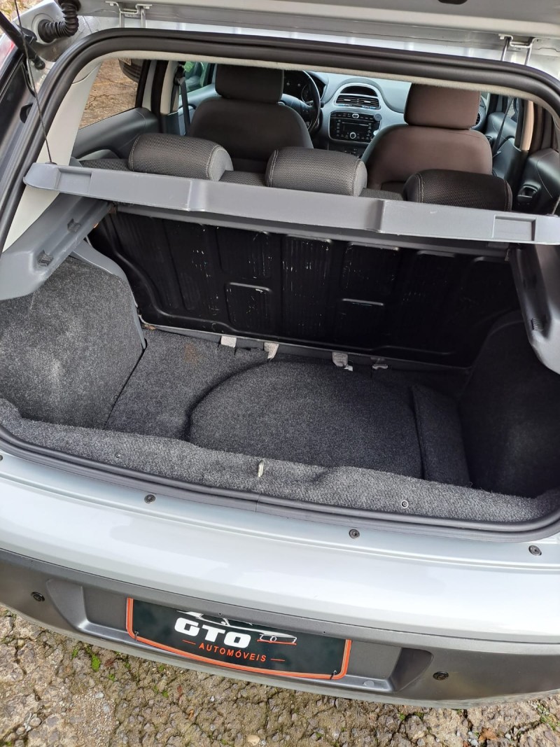 PUNTO 1.6 ESSENCE 16V FLEX 4P AUTOMATIZADO - 2013 - FARROUPILHA