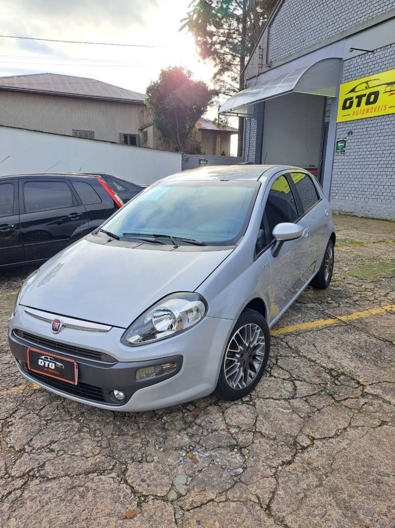 punto 1.6 essence 16v flex 4p automatizado 2013 farroupilha