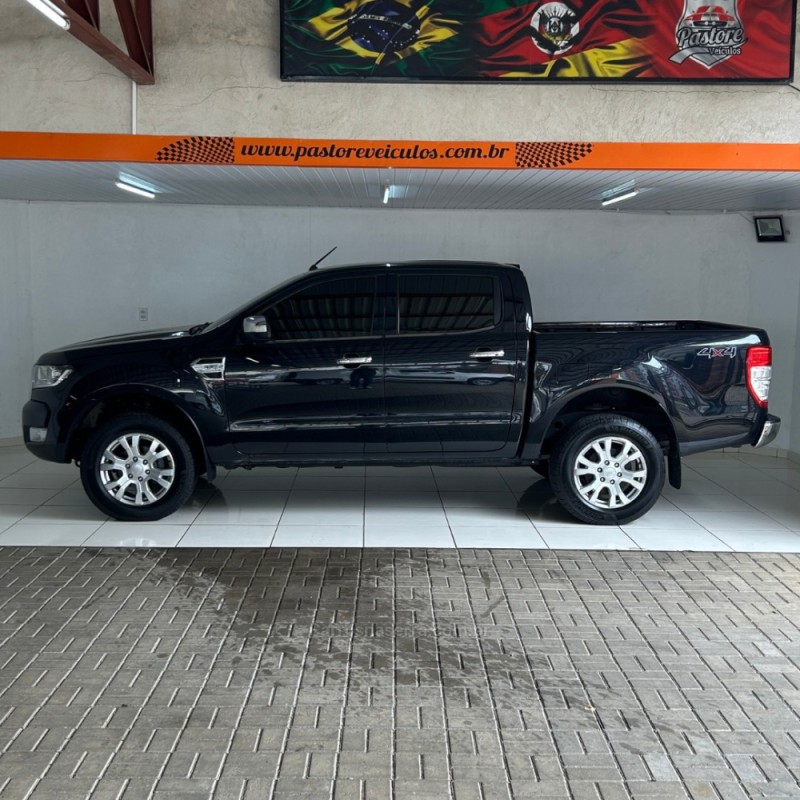 RANGER 3.2 XLT 4X4 CD 20V DIESEL 4P AUTOMÁTICO - 2018 - VACARIA