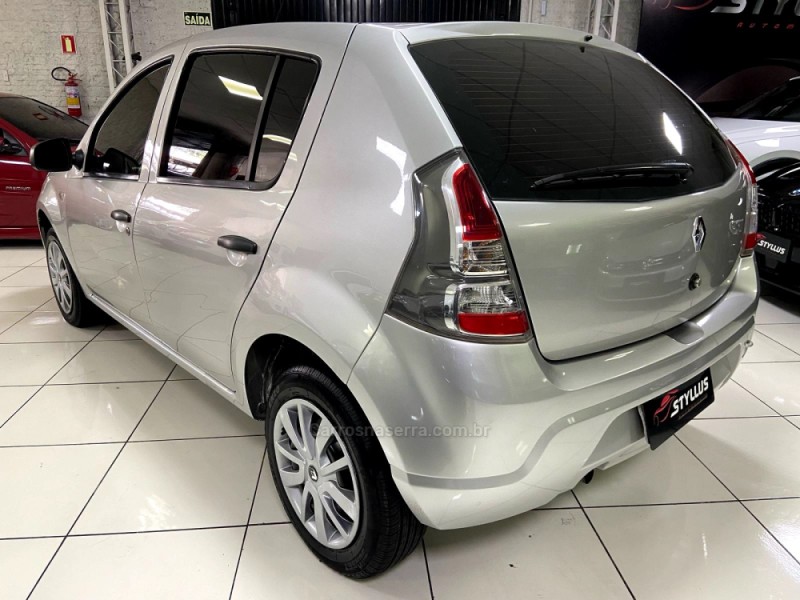 SANDERO 1.6 EXPRESSION 8V FLEX 4P MANUAL - 2014 - ESTâNCIA VELHA