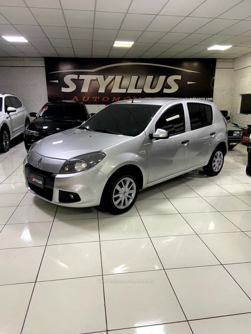 SANDERO 1.6 EXPRESSION 8V FLEX 4P MANUAL - 2014 - ESTâNCIA VELHA