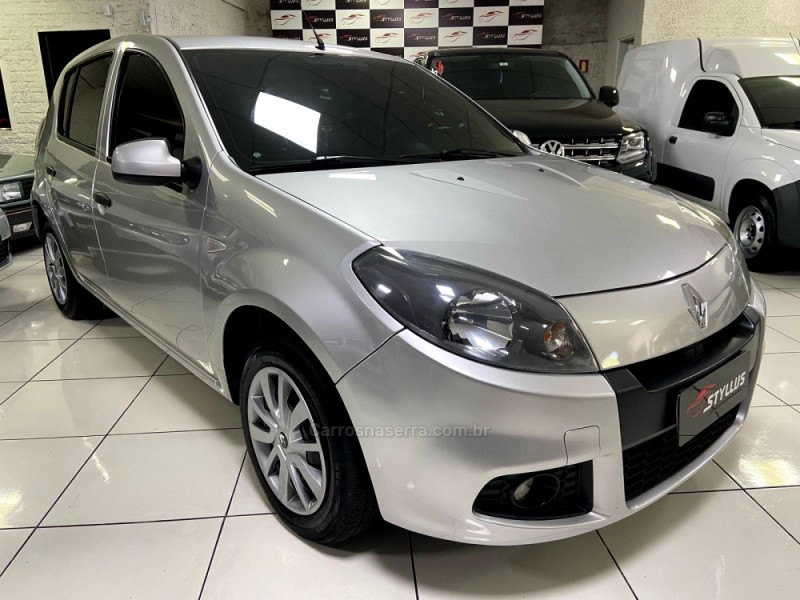 SANDERO 1.6 EXPRESSION 8V FLEX 4P MANUAL - 2014 - ESTâNCIA VELHA