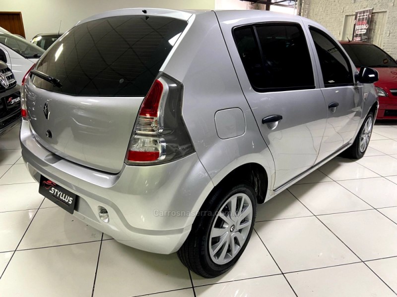 SANDERO 1.6 EXPRESSION 8V FLEX 4P MANUAL - 2014 - ESTâNCIA VELHA