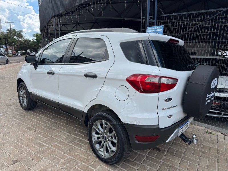 ECOSPORT 1.6 FREESTYLE 8V FLEX 4P MANUAL - 2015 - TAPEJARA