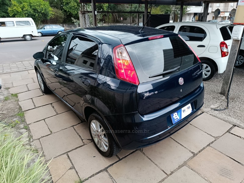 PUNTO 1.4 ATTRACTIVE 8V FLEX 4P MANUAL - 2011 - BENTO GONçALVES