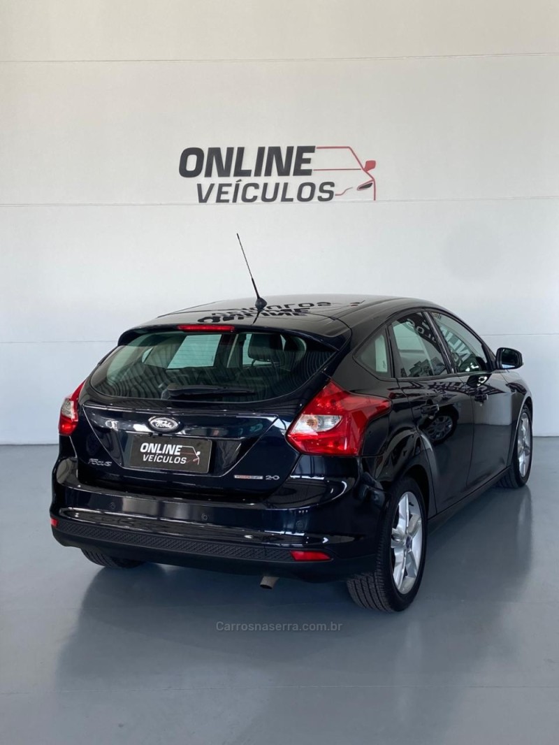 FOCUS 2.0 SE HATCH 16V FLEX 4P AUTO - 2015 - FARROUPILHA