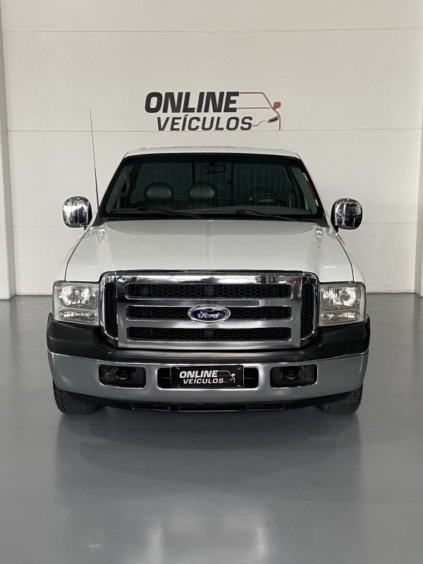 F-250 3.9 XL 4X2 CS DIESEL 2P MANUAL - 1999 - FARROUPILHA