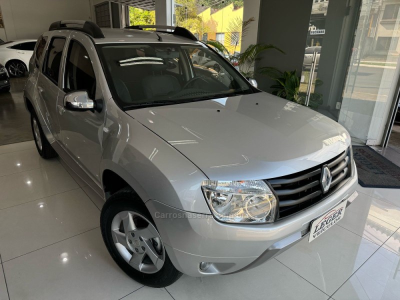 DUSTER 1.6 DYNAMIQUE 4X2 16V FLEX 4P MANUAL - 2013 - SãO LEOPOLDO