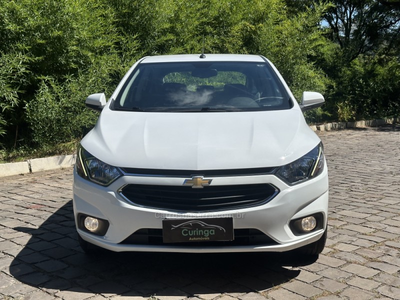 ONIX 1.4 MPFI LTZ 8V FLEX 4P MANUAL - 2019 - NOVA PRATA