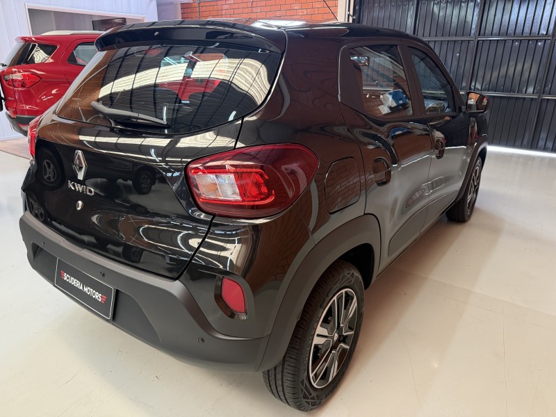 KWID 1.0 12V SCE FLEX INTENSE MANUAL - 2023 - BENTO GONçALVES