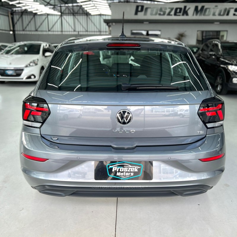 POLO 1.0 TSI COMFORTLINE 12V FLEX 4P AUTOMÁTICO - 2024 - CANOAS