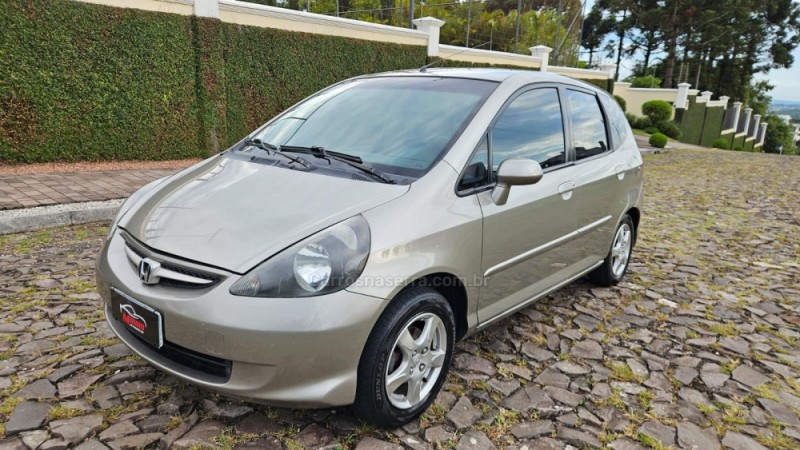 FIT 1.4 LX 8V FLEX 4P MANUAL - 2008 - IVOTI