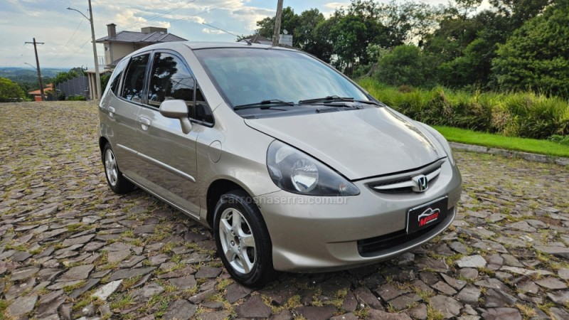 FIT 1.4 LX 8V FLEX 4P MANUAL - 2008 - IVOTI