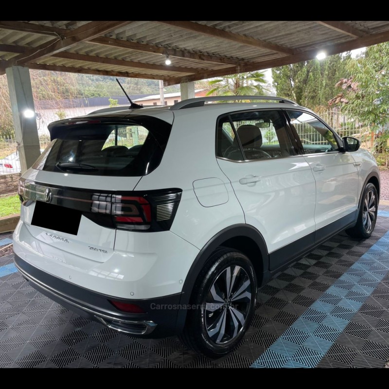 T-CROSS 1.4 HIGHLINE TSI 16V FLEX 4P AUTOMÁTICO - 2023 - BENTO GONçALVES