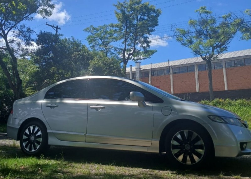 CIVIC 1.8 LXS 16V FLEX 4P MANUAL - 2011 - FARROUPILHA