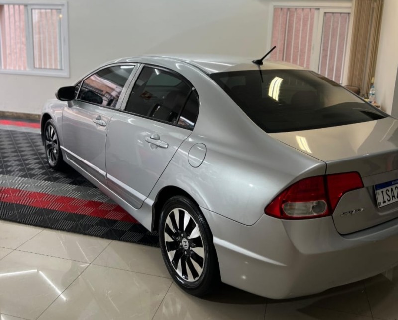 CIVIC 1.8 LXS 16V FLEX 4P MANUAL - 2011 - FARROUPILHA