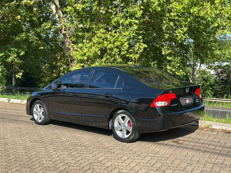 CIVIC 1.8 LXS 16V GASOLINA 4P AUTOMÁTICO - 2009 - DOIS IRMãOS