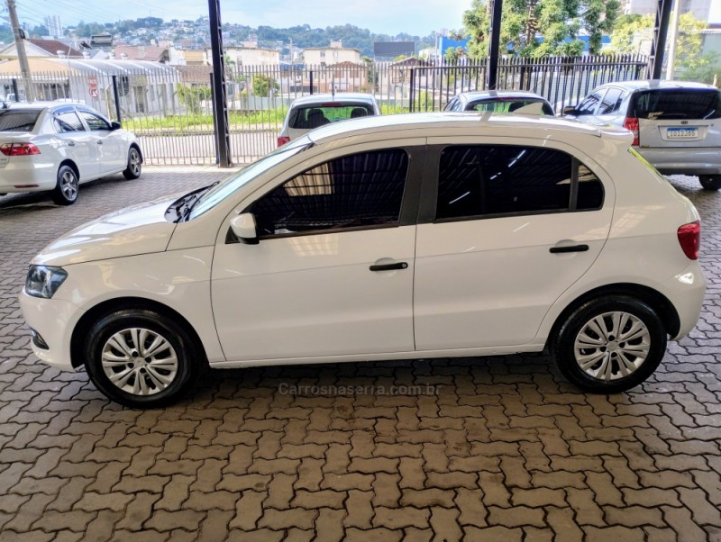 GOL 1.0 MI TRENDLINE 8V FLEX 4P MANUAL - 2016 - CAXIAS DO SUL