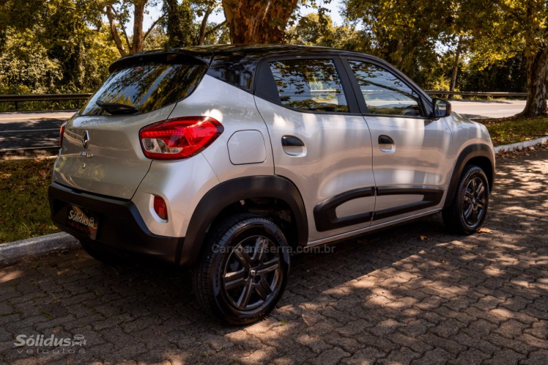 KWID 1.0 12V SCE FLEX ZEN MANUAL - 2023 - DOIS IRMãOS