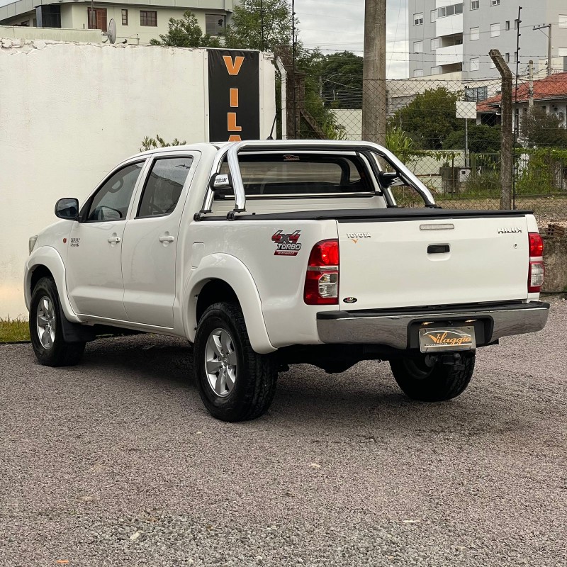 HILUX 3.0 SR 4X4 CD 16V TURBO INTERCOOLER DIESEL 4P AUTOMÁTICO - 2013 - CAXIAS DO SUL