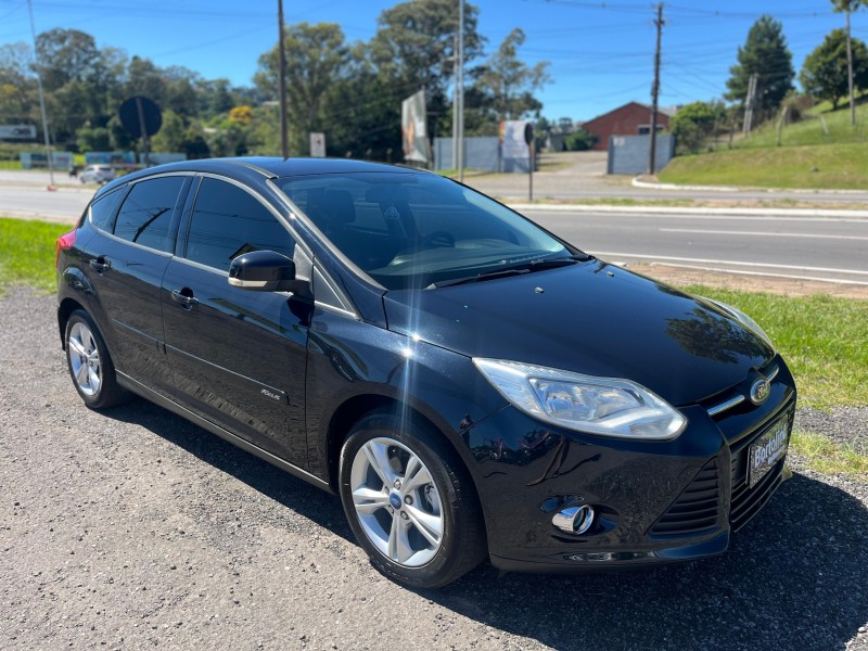 FOCUS 1.6 SE 16V FLEX 4P AUTOMÁTICO - 2014 - FARROUPILHA