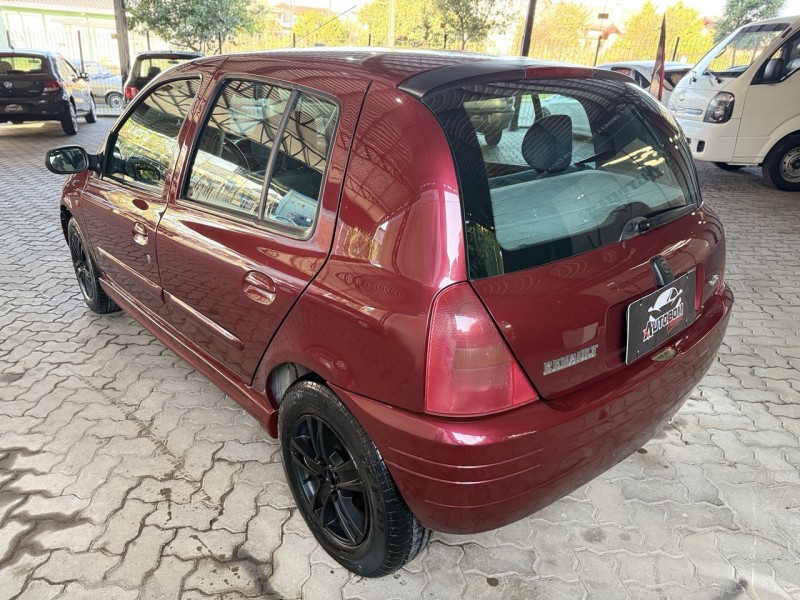 CLIO 1.0 RN 8V GASOLINA 4P MANUAL - 2001 - CAXIAS DO SUL