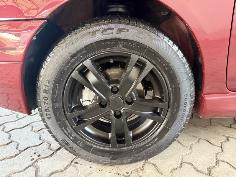 CLIO 1.0 RN 8V GASOLINA 4P MANUAL - 2001 - CAXIAS DO SUL