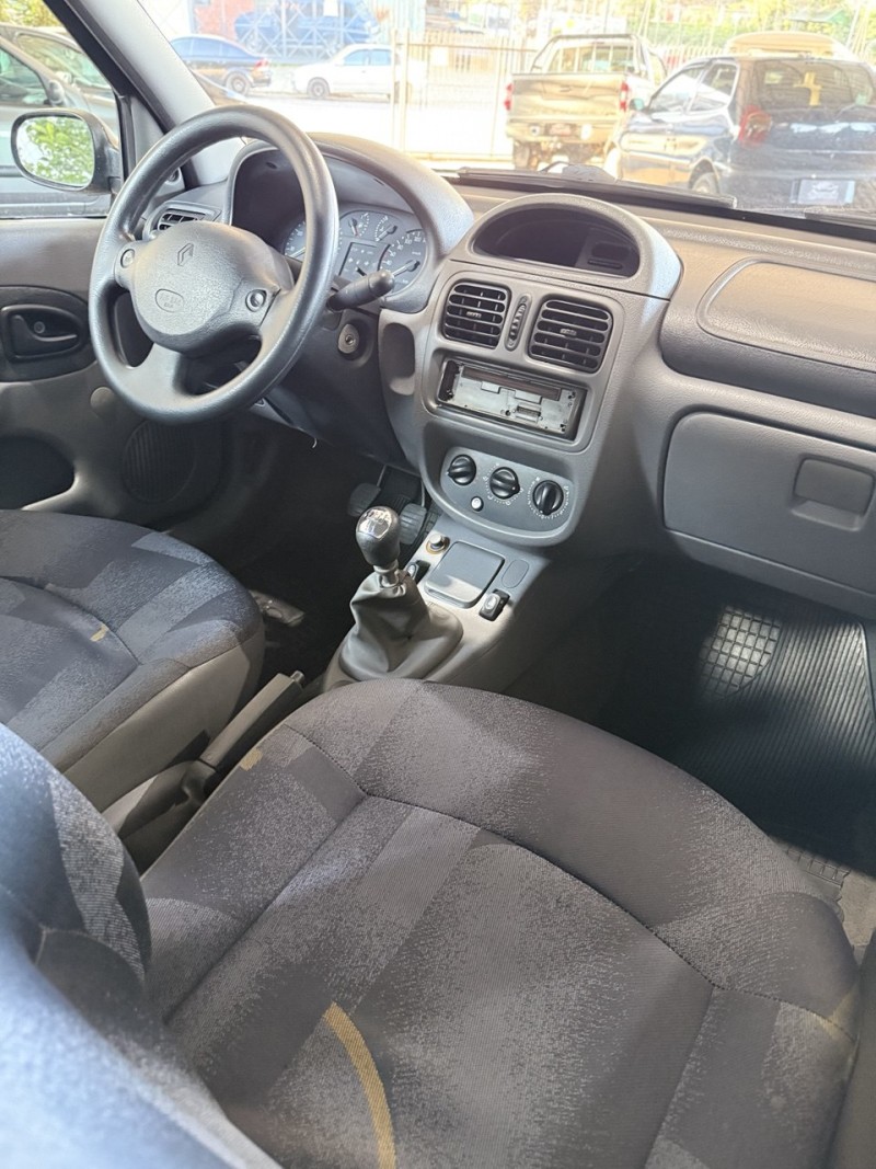 CLIO 1.0 RN 8V GASOLINA 4P MANUAL - 2001 - CAXIAS DO SUL