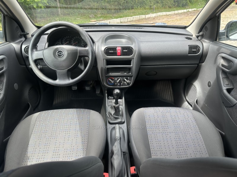 CORSA 1.4 MPFI MAXX 8V FLEX 4P MANUAL - 2011 - NOVA PRATA