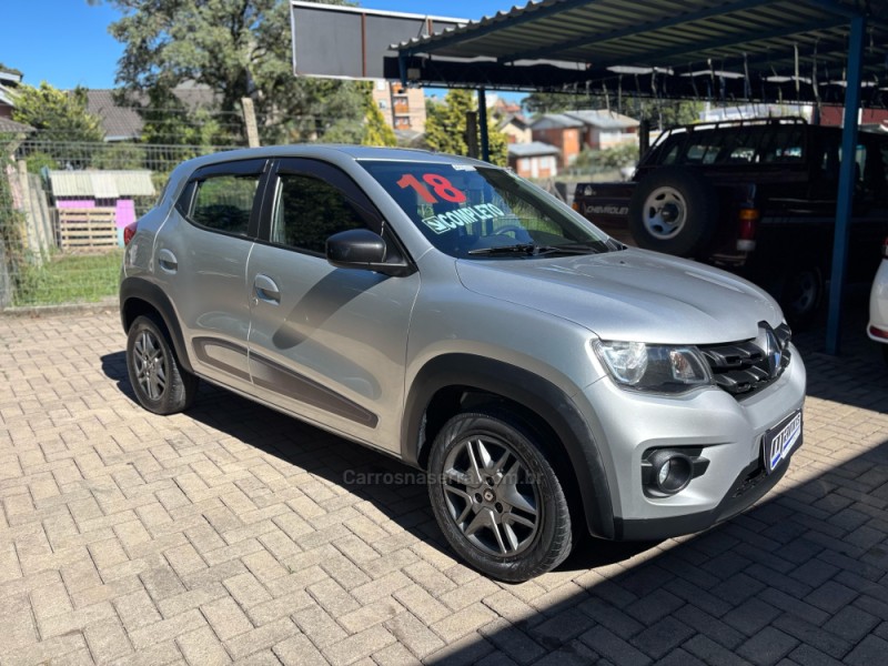 KWID 1.0 12V SCE FLEX INTENSE MANUAL - 2018 - CANELA