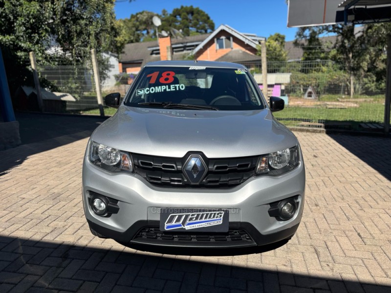 KWID 1.0 12V SCE FLEX INTENSE MANUAL - 2018 - CANELA