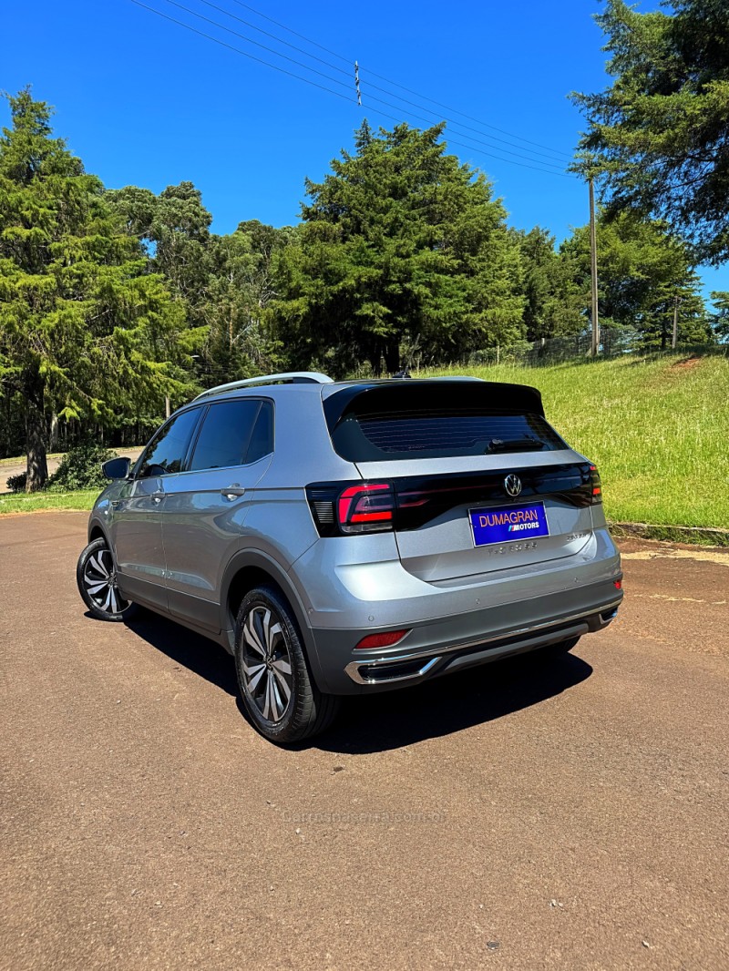 T-CROSS 1.4 HIGHLINE TSI 16V FLEX 4P AUTOMÁTICO - 2024 - PASSO FUNDO