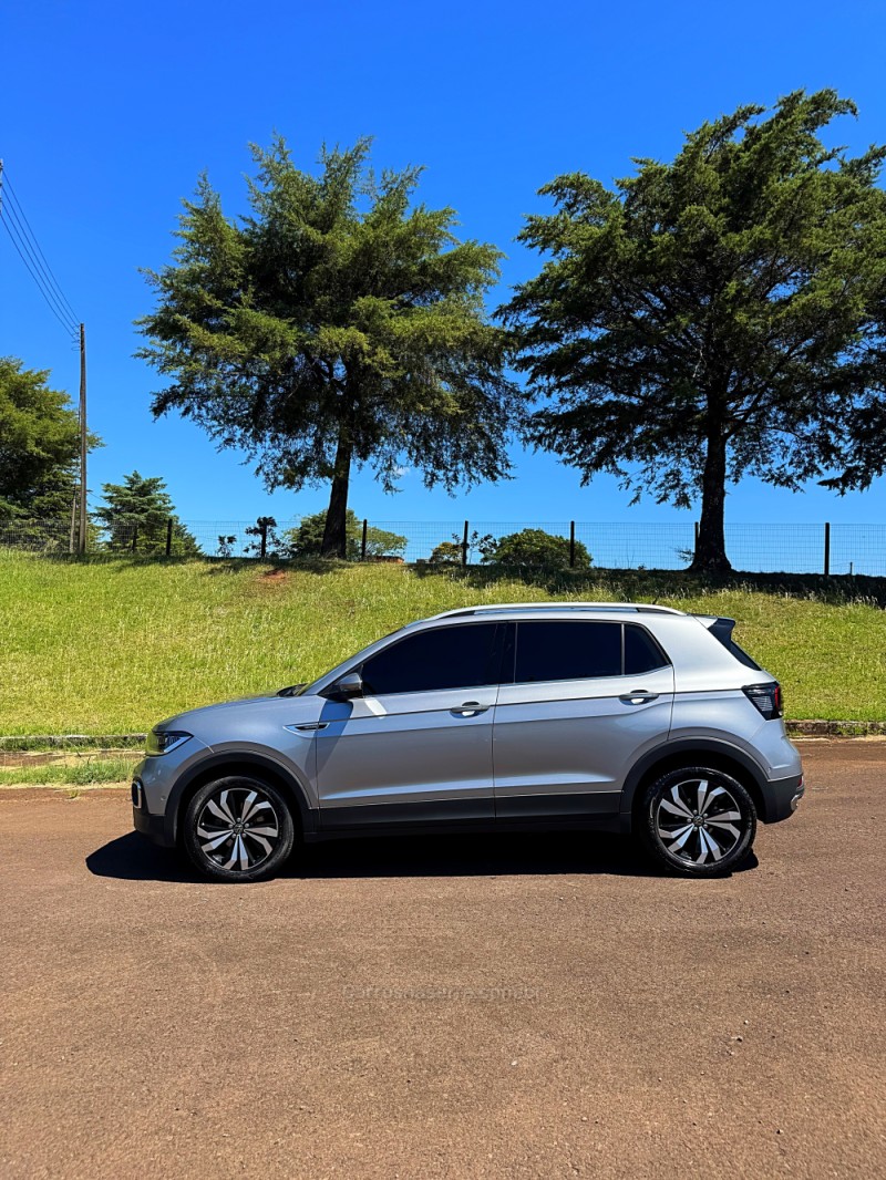 T-CROSS 1.4 HIGHLINE TSI 16V FLEX 4P AUTOMÁTICO - 2024 - PASSO FUNDO