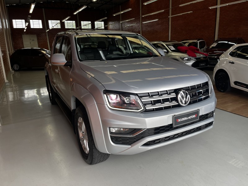 AMAROK 2.0 HIGHLINE 4X4 CD 16V TURBO INTERCOOLER DIESEL 4P AUTOMÁTICO - 2017 - BENTO GONçALVES