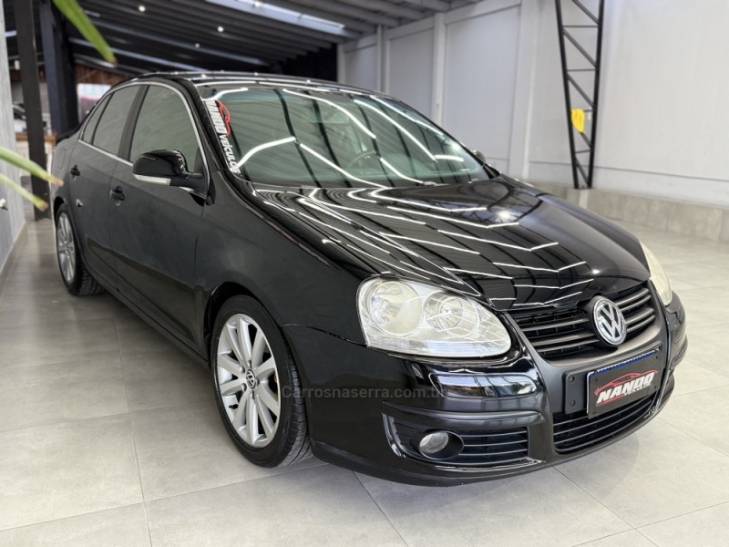 JETTA 2.5 I 20V 150CV GASOLINA 4P TIPTRONIC - 2007 - SAPIRANGA