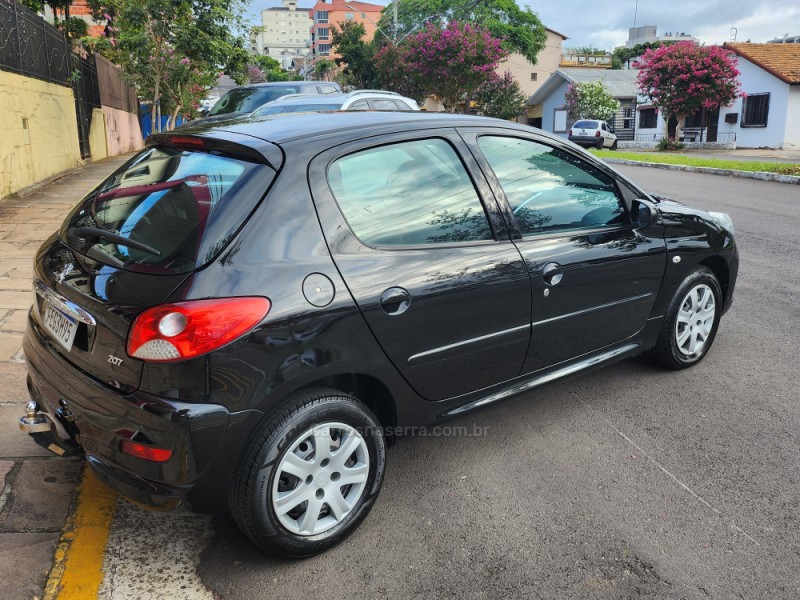 207 1.4 XR 8V FLEX 4P MANUAL - 2013 - VERANóPOLIS