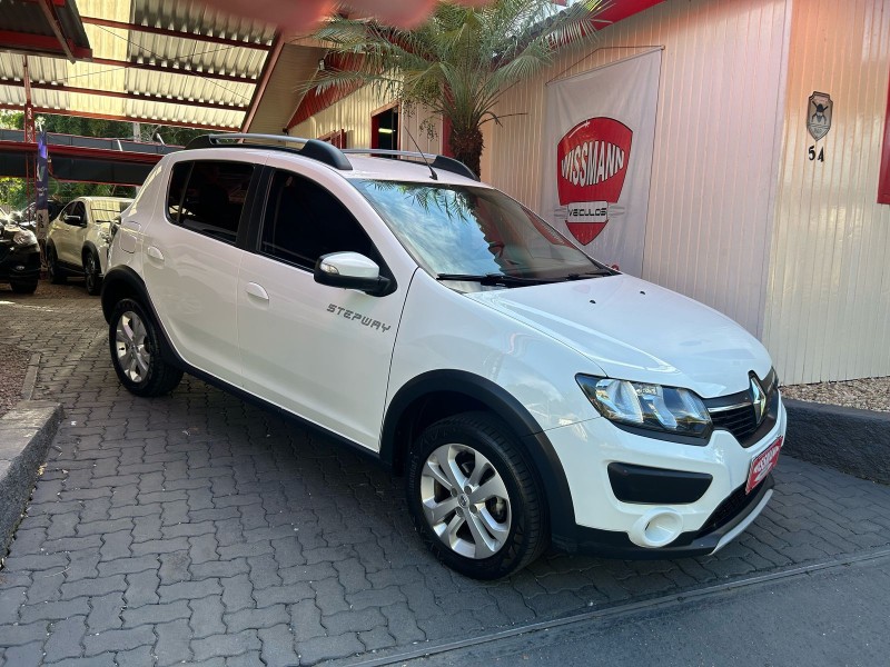 SANDERO 1.6 STEPWAY 8V FLEX 4P MANUAL