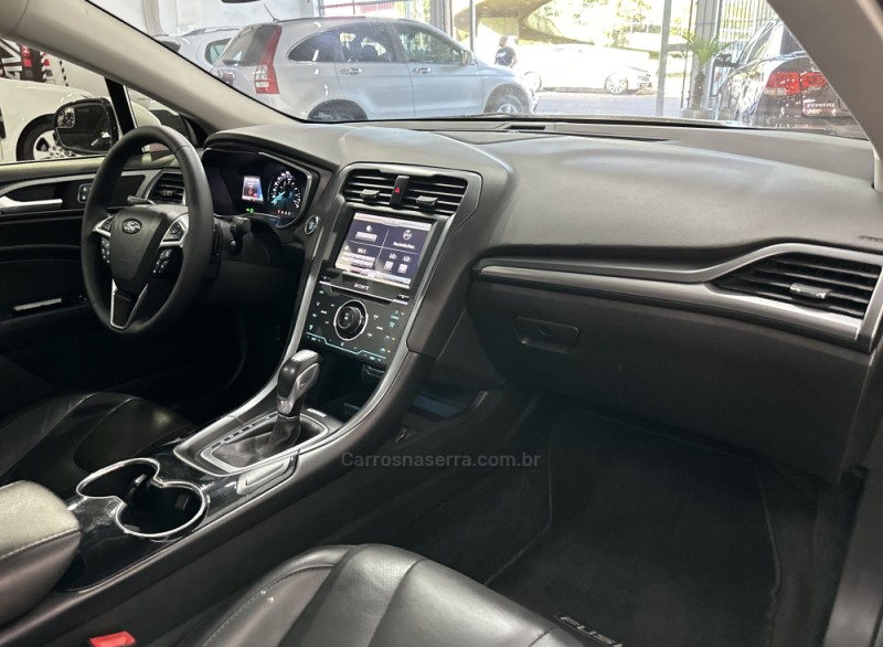 FUSION 2.0 TITANIUM FWD 16V GASOLINA 4P AUTOMÁTICO - 2014 - NOVO HAMBURGO