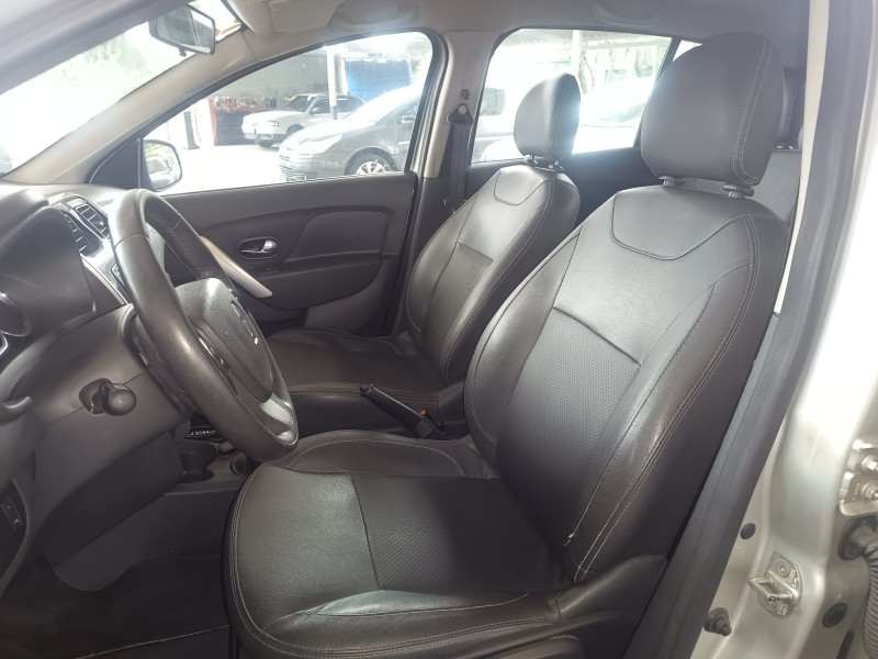 SANDERO 1.6 DYNAMIQUE 8V FLEX 4P MANUAL - 2016 - CAXIAS DO SUL