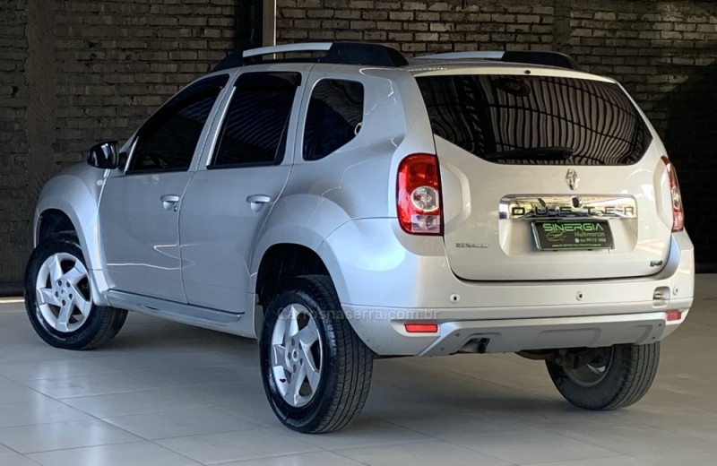 DUSTER 1.6 DYNAMIQUE 4X2 16V FLEX 4P MANUAL - 2013 - CAXIAS DO SUL