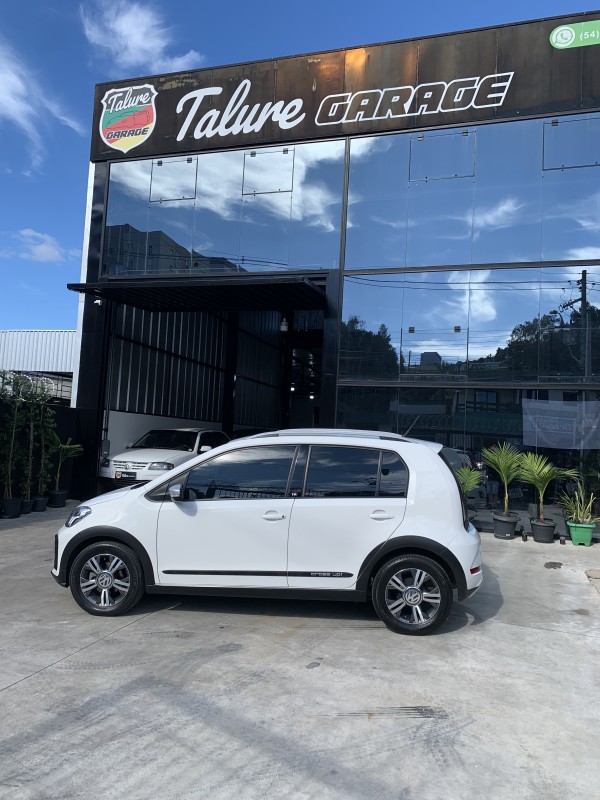 UP 1.0 TSI CROSS 12V FLEX 4P MANUAL - 2018 - CAXIAS DO SUL