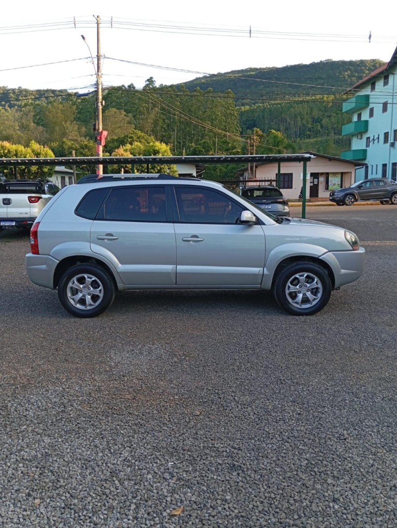 TUCSON 2.0 MPFI GLS 16V 143CV 2WD FLEX 4P AUTOMÁTICO - 2013 - PICADA CAFé