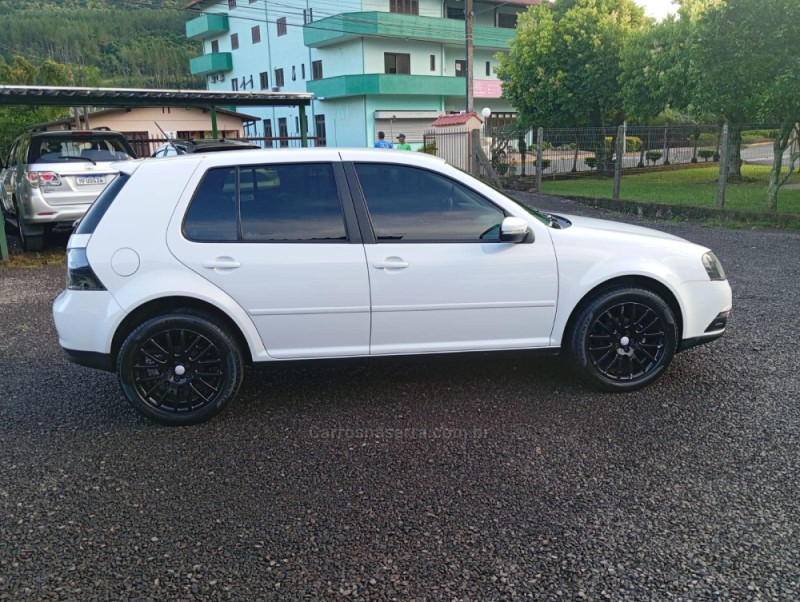 GOLF 1.6 MI 8V FLEX 4P MANUAL - 2014 - PICADA CAFé