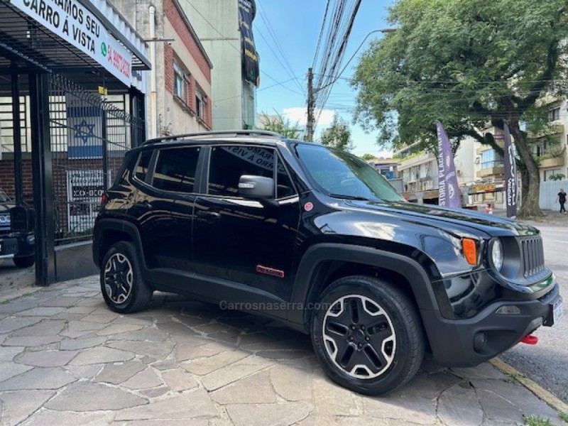 RENEGADE 2.0 16V TURBO DIESEL TRAILHAWK 4P 4X4 AUTOMÁTICO - 2016 - CAXIAS DO SUL