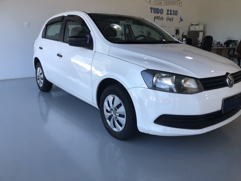 GOL 1.6 MI POWER 8V FLEX 4P MANUAL G.III - 2014 - VALE REAL