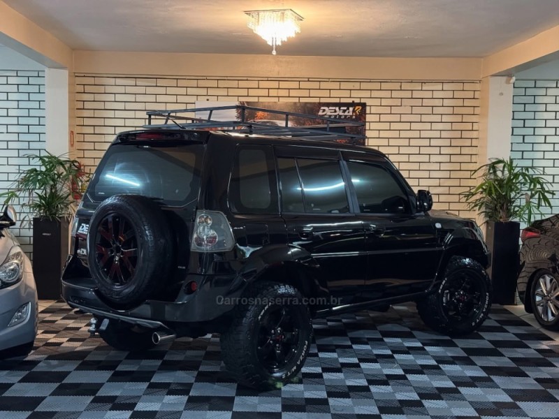 PAJERO TR4 2.0 4X4 16V FLEX 4P MANUAL - 2010 - NOVO HAMBURGO