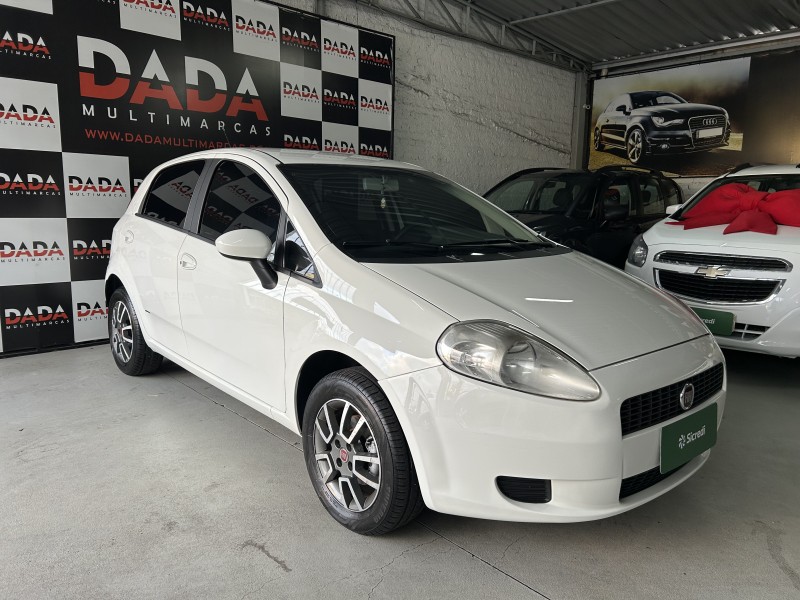 PUNTO 1.4 ATTRACTIVE 8V FLEX 4P MANUAL