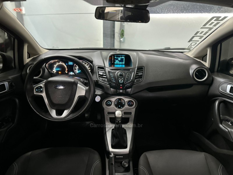 FIESTA 1.6 SE SEDAN 16V FLEX 4P MANUAL - 2014 - NOVO HAMBURGO