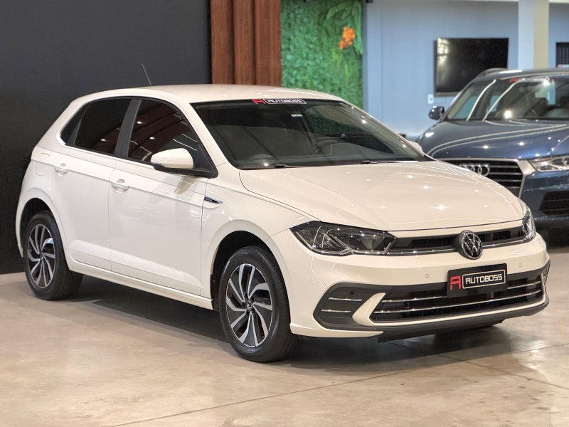 POLO 1.0	200 TSI HIGHLINE AUTOMÁTICO  - 2023 - NOVO HAMBURGO