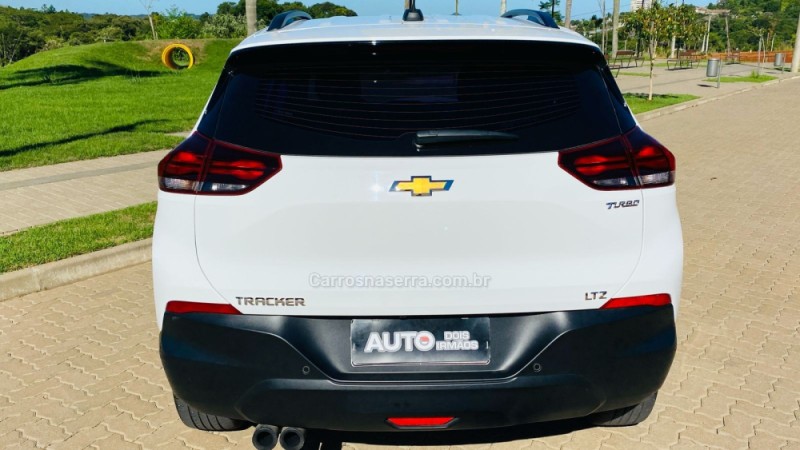 TRACKER 1.0 12V LTZ TURBO FLEX 4P AUTOMÁTICO - 2023 - DOIS IRMãOS